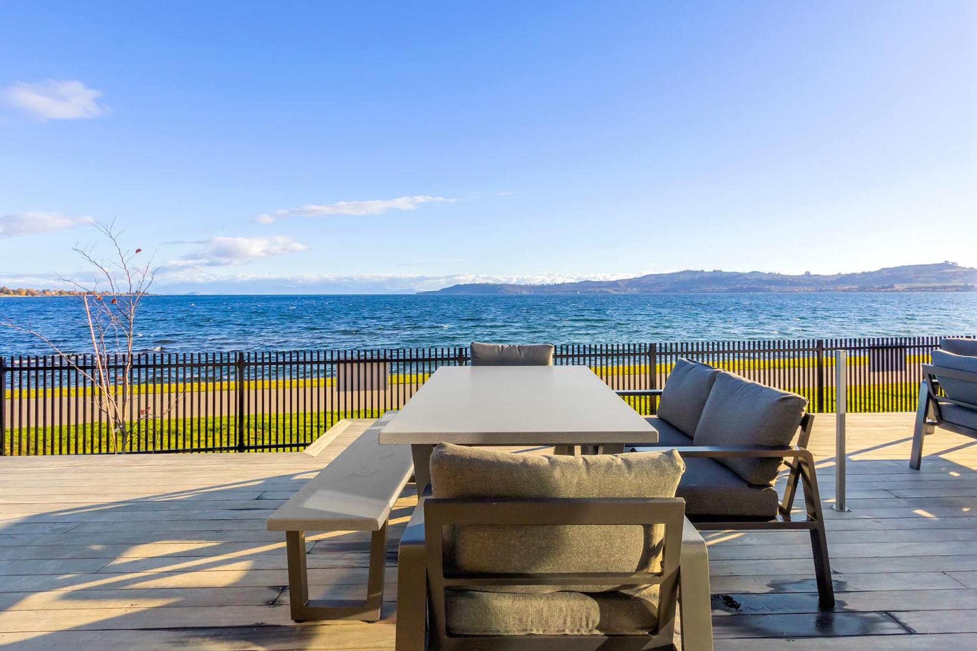 Absolute Lakefront House Taupo Luaran gambar