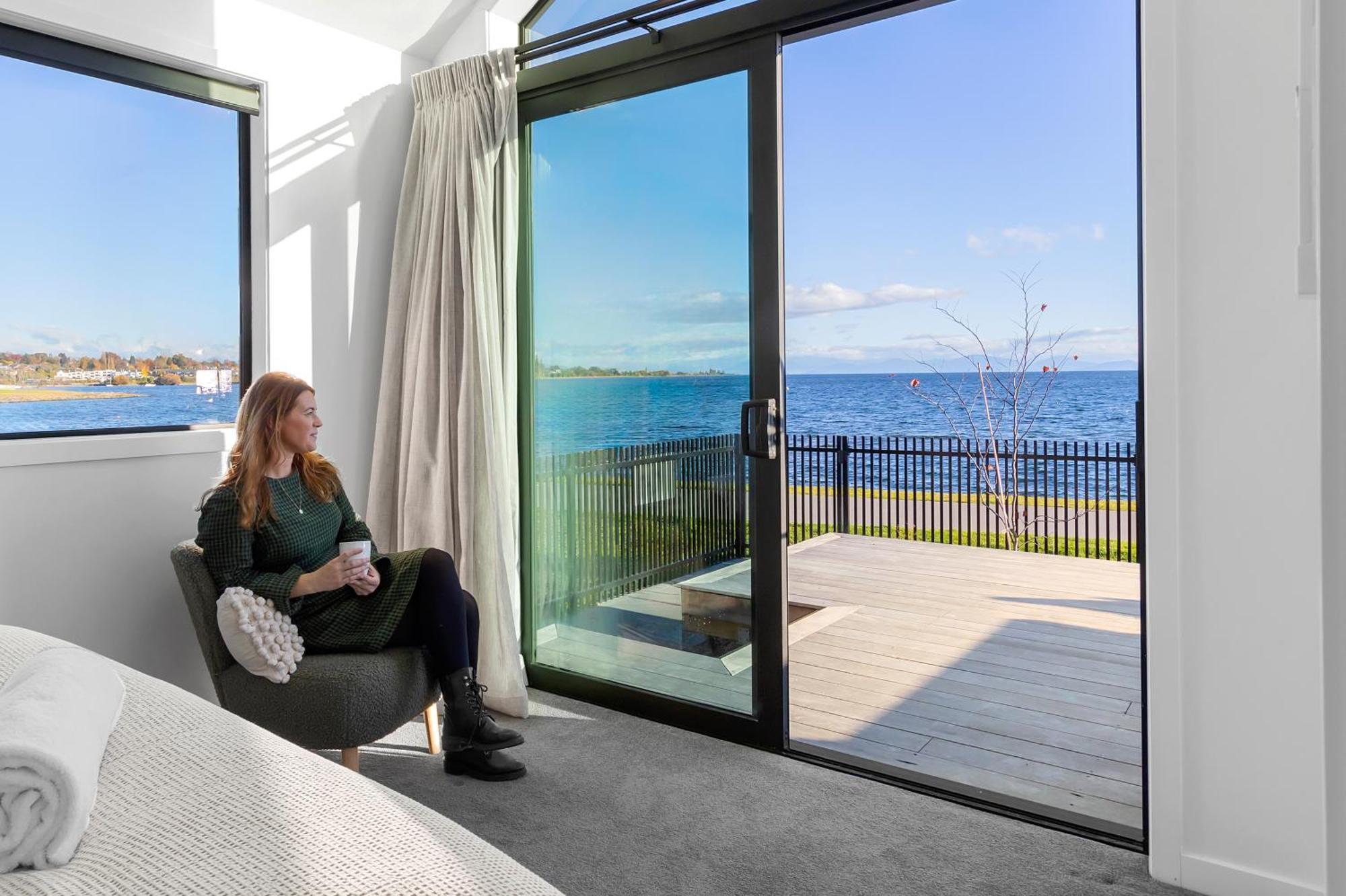 Absolute Lakefront House Taupo Luaran gambar