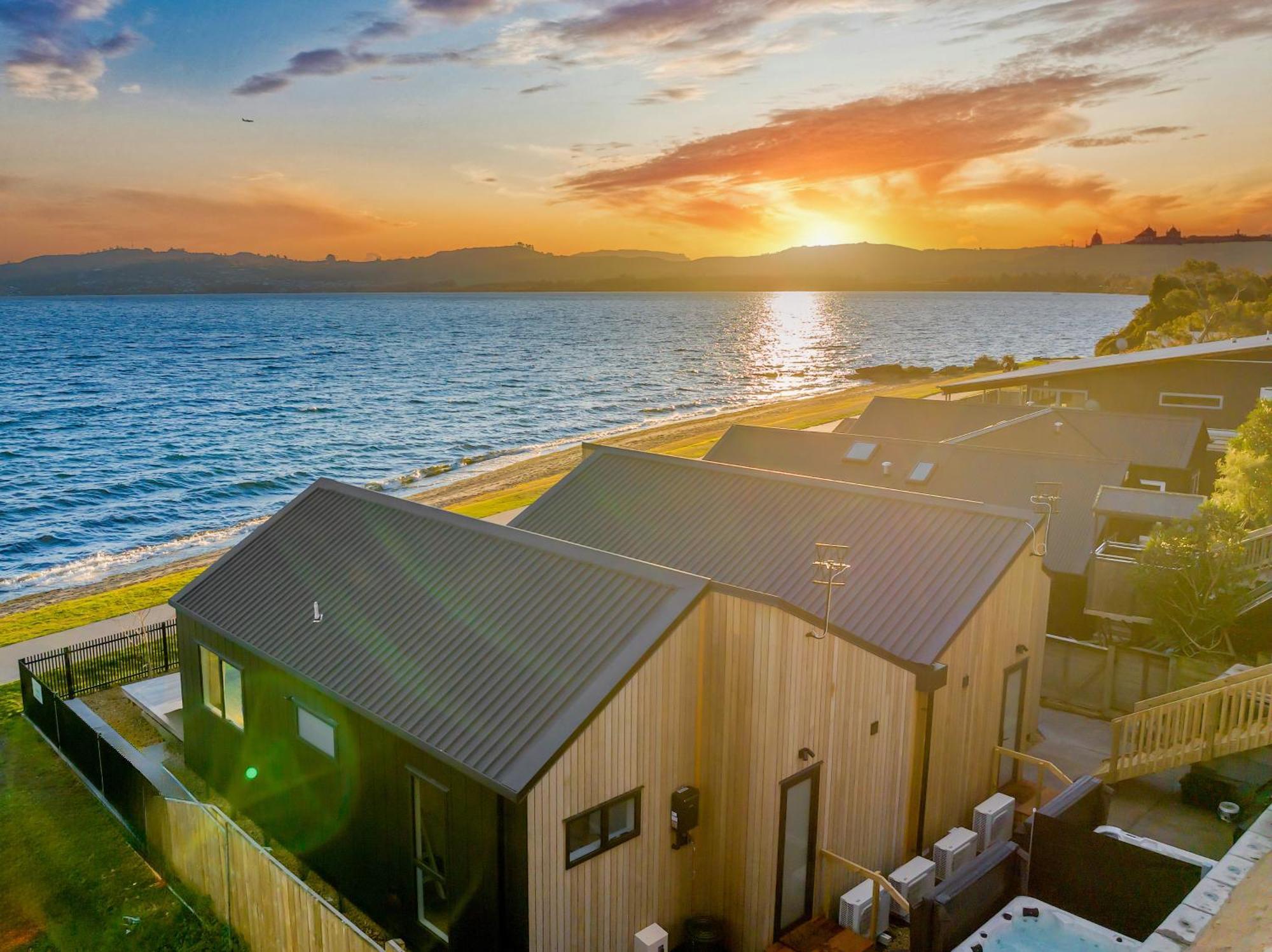 Absolute Lakefront House Taupo Luaran gambar