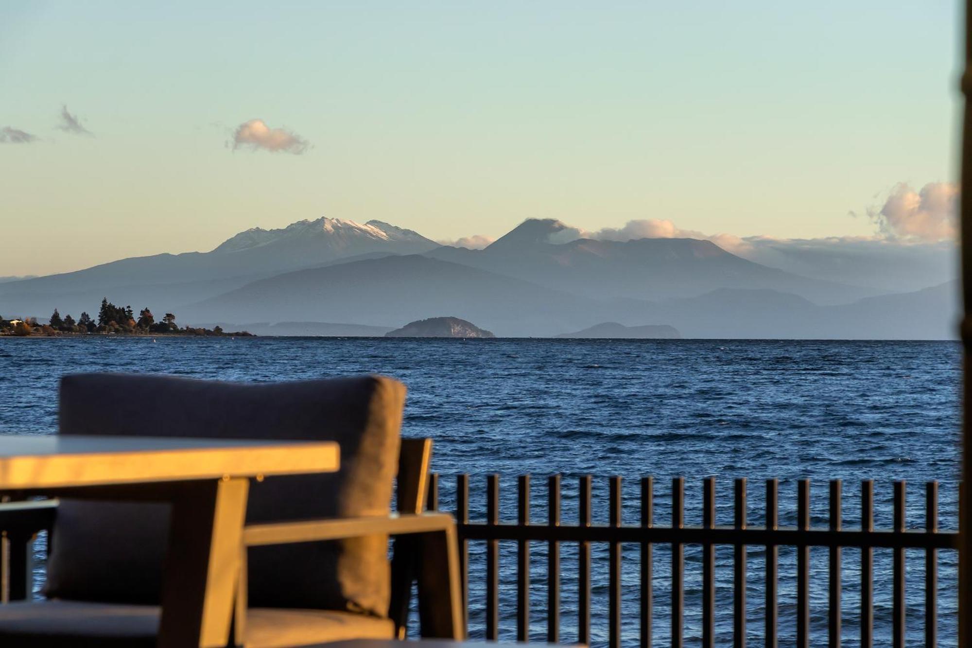 Absolute Lakefront House Taupo Luaran gambar